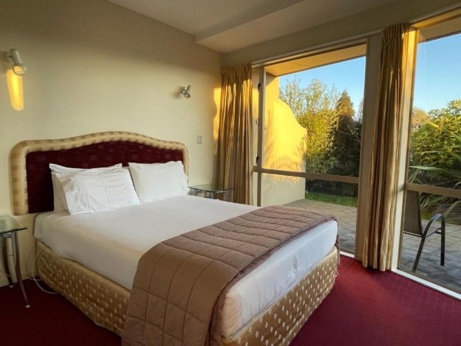 2 Bedrooms Suite