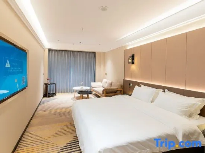 Standard Double room with lake view