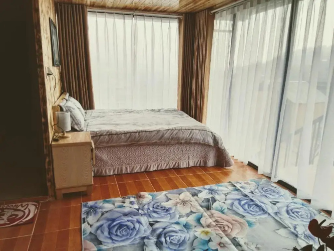 Amica House