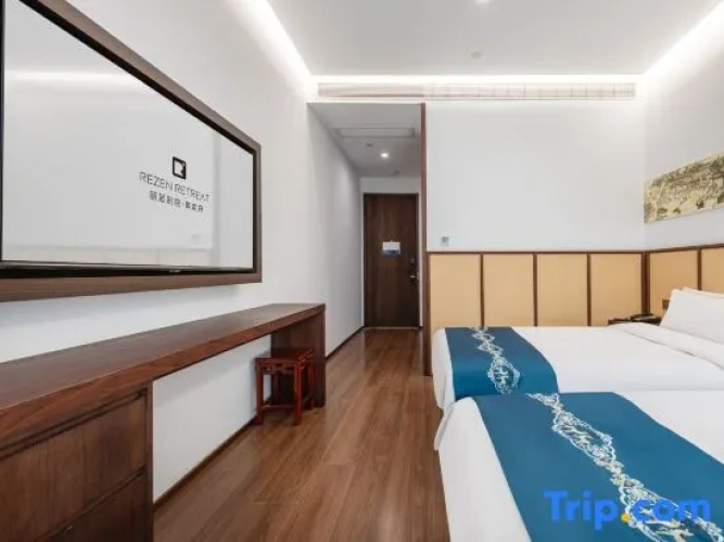 Luxury Twin room