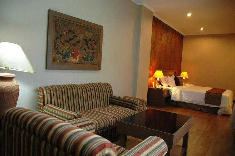 Riyadi Palace Hotel