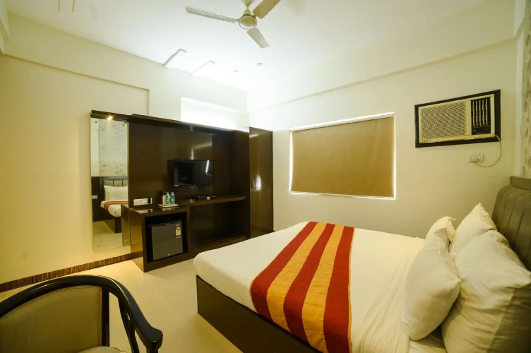 Deluxe Double room with view