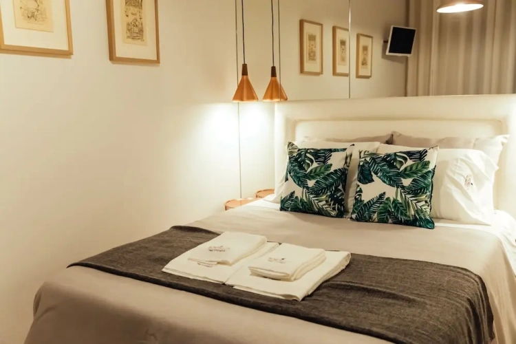 2 Bedrooms Apartment with balcony and with park view