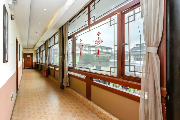 Chengdu Holly Hostel