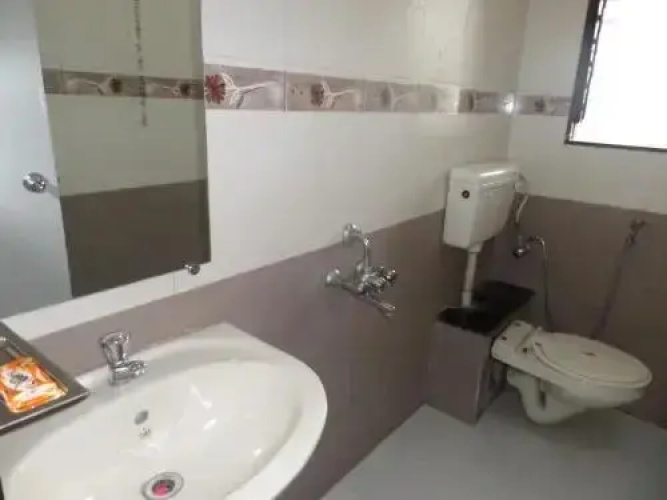 Cosmos Luxury Service Apartment