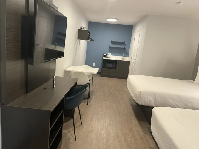 Best Western Corona