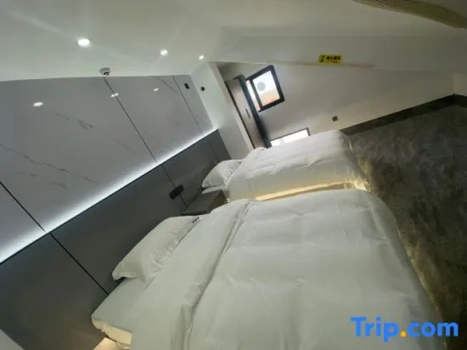 Twin Apartment