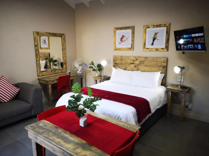 Studio 3 Churchill Lane Self catering accommodation