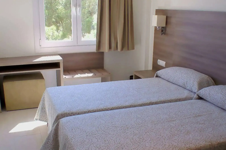 Cabot Tres Torres Apartamentos