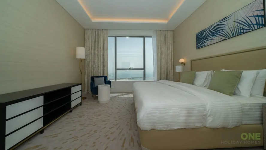 KOHH – 1BR in The Palm Tower