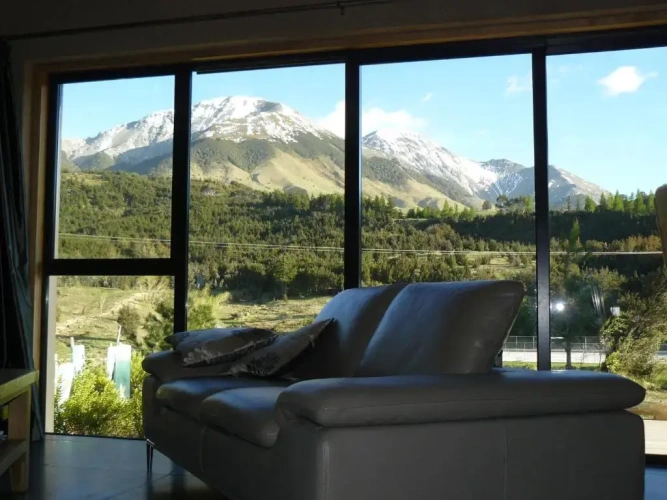 3 Bedrooms Chalet