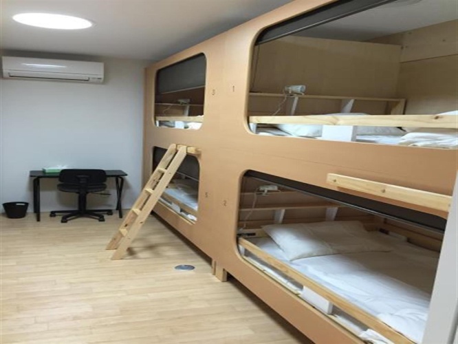 Bed in Dorm (male dorm)