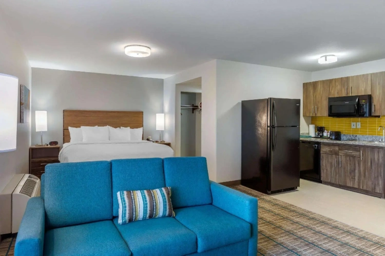 Double Suite
