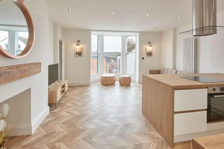 Host Stay Abbey Hus