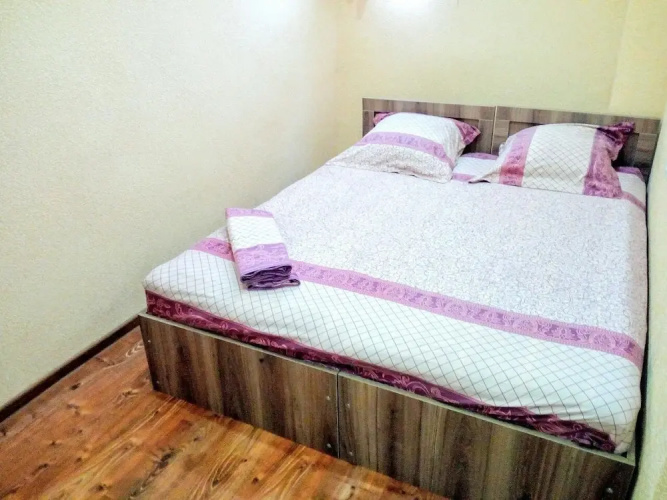 Apartment on Atskuri Str