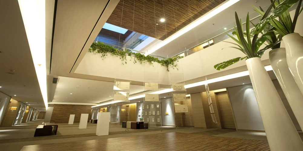 U Hotel