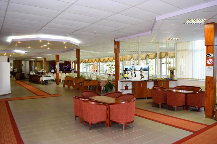 Balaton Hotel
