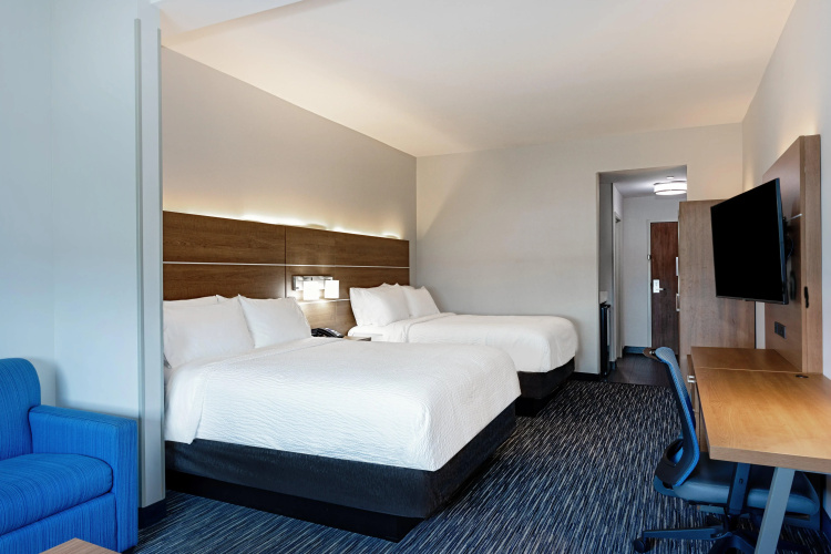 Holiday Inn Express & Suites Miramar