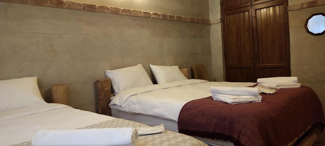 2 Bedrooms Double Cottage