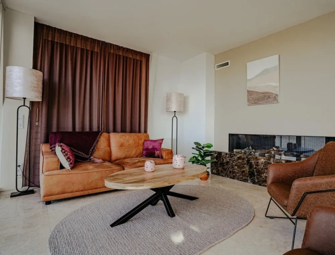 Apartment with balcony