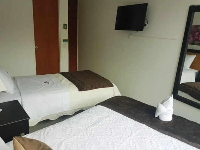 Standard Triple room