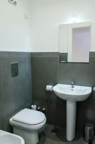 Allegro Hotels
