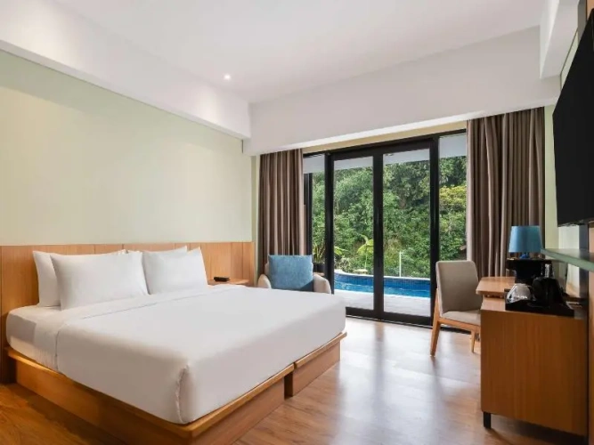 Deluxe Double room with balcony