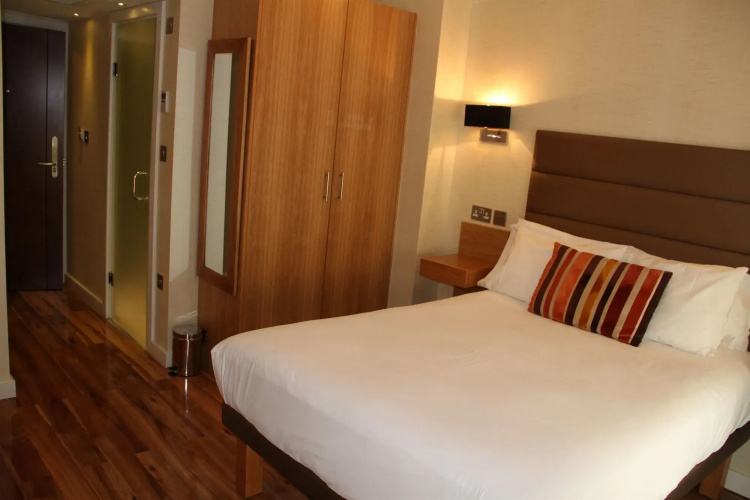 The Jade Hotel