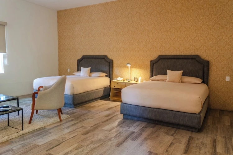 Quadruple Suite