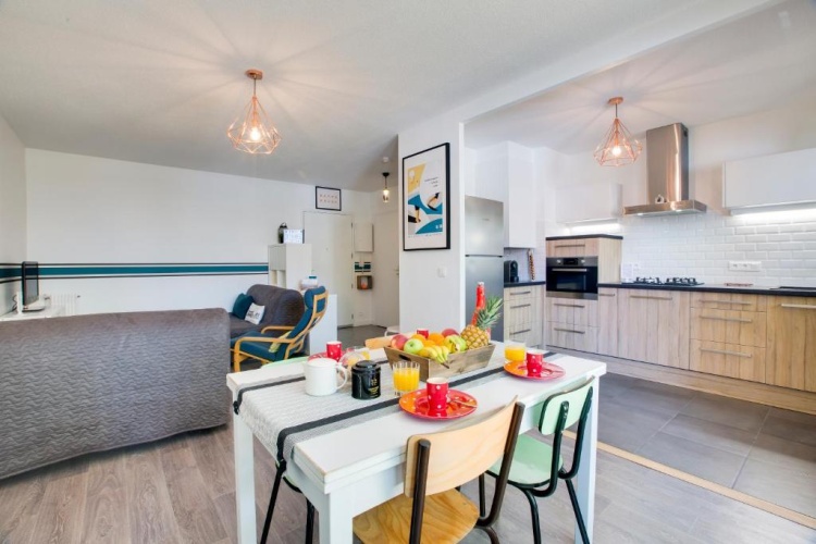 1 Bedroom Apartment