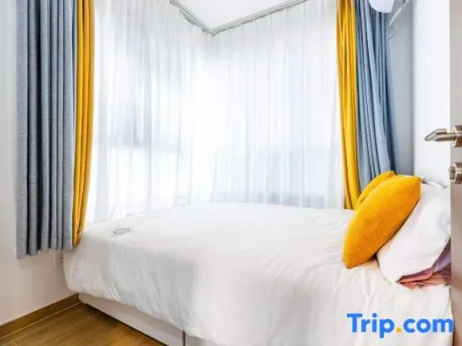 3 Bedrooms Grand Suite with view