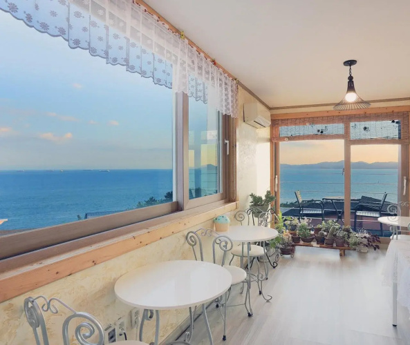 Namhae Bel Vienne Pension
