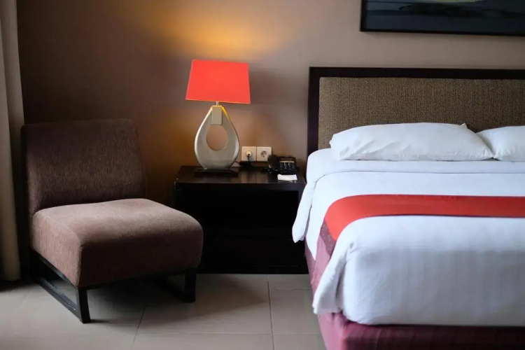 100 Sunset Kuta Hotel & Ballroom
