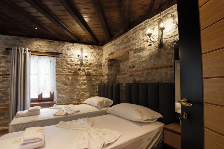 Furra Restaurant & Rooms