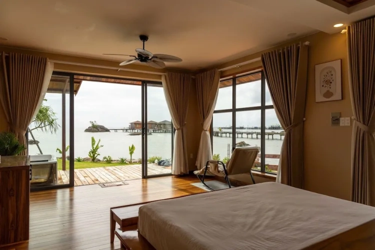 Standard Double room beachfront