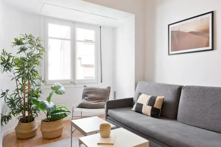 2 Bedrooms Apartment