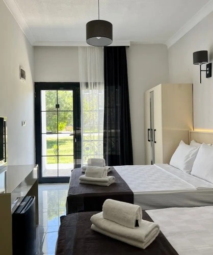 Economy Triple room