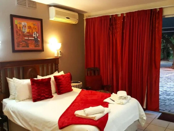 Comfort Triple room with view