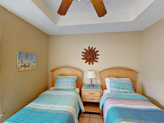 110 E Marlin Condo - 2 Br condo by RedAwning