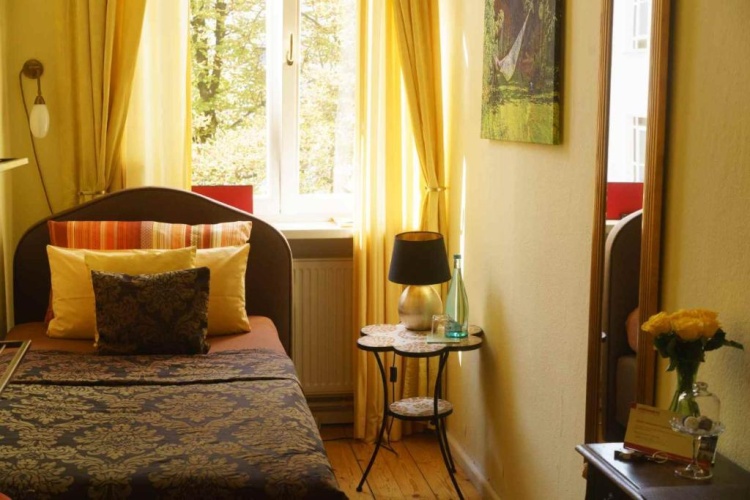 Standard Single room