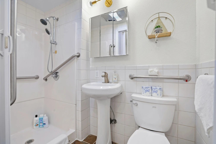 Peaceful 1BR Stay - Golf & Beach