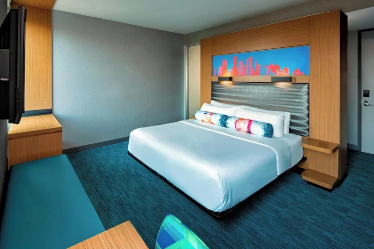 Standard Double room with river view