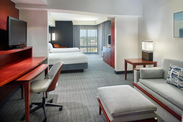 Courtyard by Marriott Warner Robins