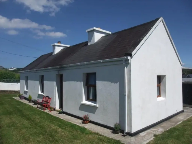 2 Bedrooms Cottage