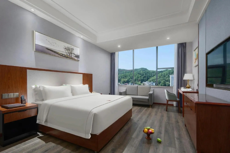 King's Park International Hotel