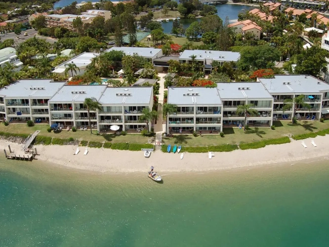 3 Bedrooms Standard Sextuple Apartment