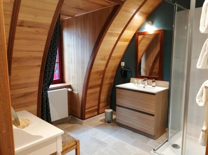 Deluxe Double Suite