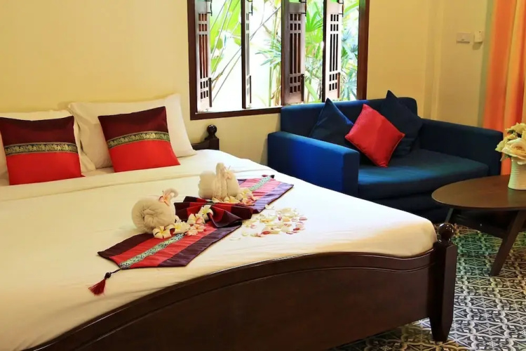 Excellence Villas & Hostel