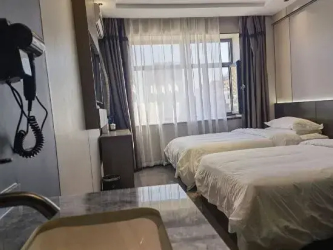 M. Huating Hot Spring Business Hotel