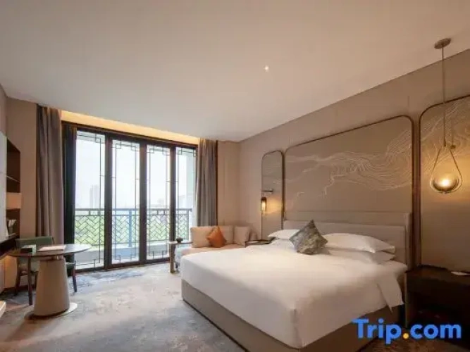 Double room with lake view